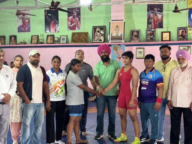 69वीं जिला स्कूल खेलकूद कुश्ती बालिका प्रतियोगिता अकबरपुर मगरोड़ में संपन्न हुई