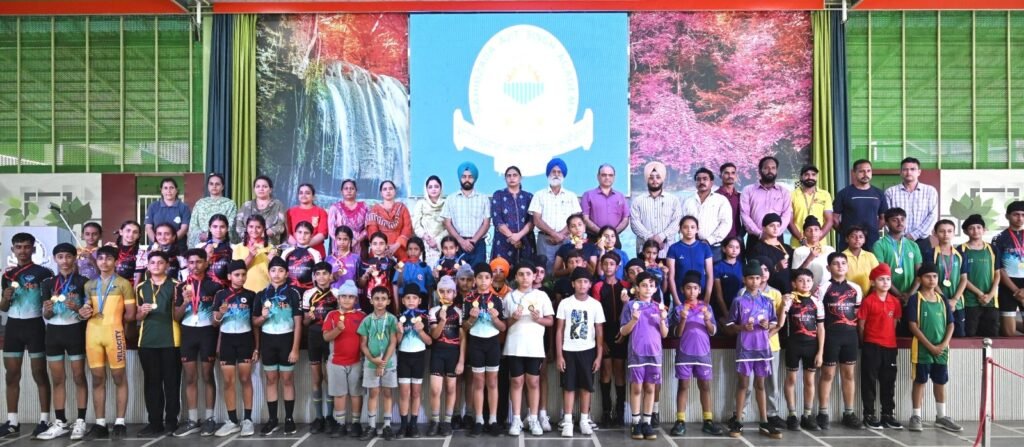 The 69th district level two-day skating competition concluded with a grand finale.