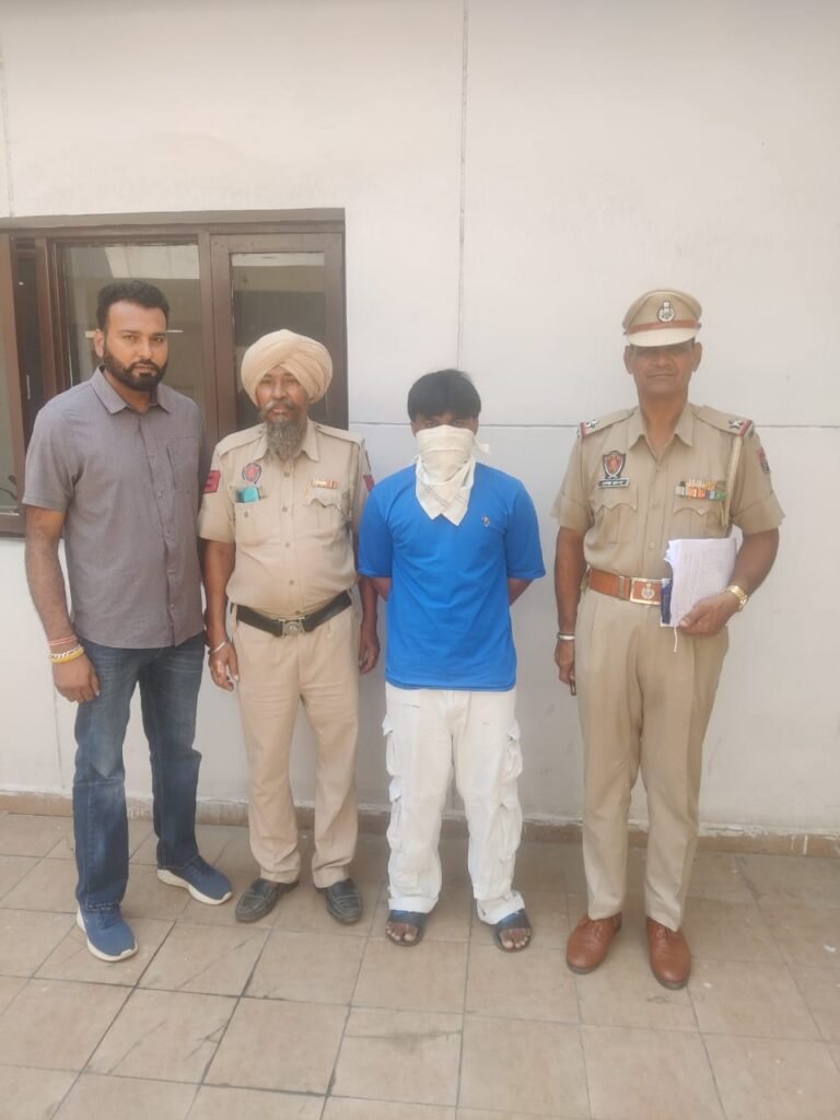 "नशे के विरुद्ध युद्ध" 09 ग्राम नशीला पाउडर और कुल 03 नशेड़ी गिरफ्तार