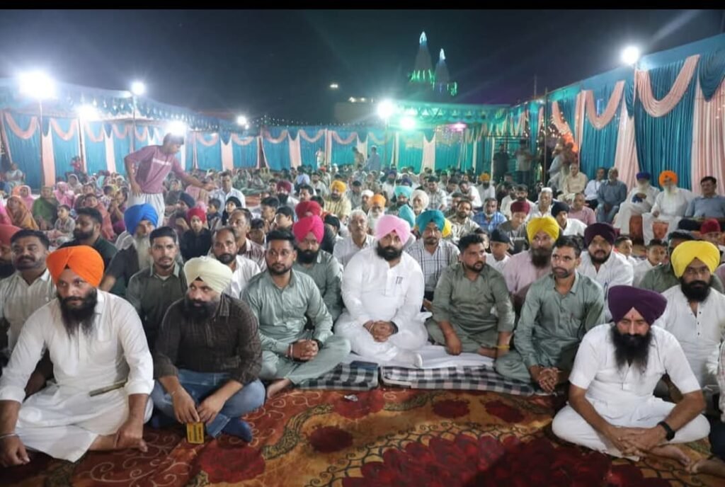 Cabinet Minister Harjot Bains attended the grand Maa Bhagwati Jagran