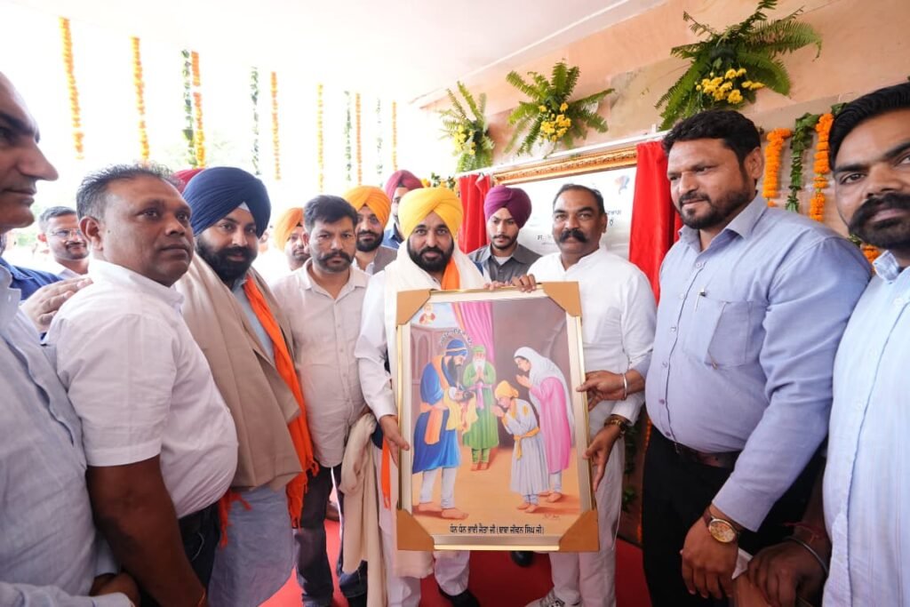 Chief Minister dedicates Baba Jeevan Singh (Bhai Jaita Ji) memorial to the people