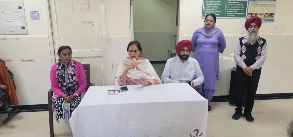 ਵਿਸ਼ਵ ਨਿਮੋਨੀਆ ਦਿਵਸ ਮੌਕੇ ਸਿਵਲ ਹਸਪਤਾਲ ਰੂਪਨਗਰ ਵਿਖੇ ਜਾਗਰੂਕਤਾ ਸਮਾਗਮ ਦਾ ਕੀਤਾ ਆਯੋਜਨ