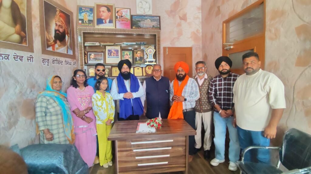 ਐੱਸਸੀ ਕਮਿਸ਼ਨ ਸੰਵਿਧਾਨਕ ਹੱਕਾਂ ਦੀ ਰੱਖਿਆ ਅਤੇ ਪੀੜਤ ਵਰਗਾਂ ਨੂੰ ਨਿਆਂ ਦੇਣ ਲਈ ਵਚਨਬੱਧ - ਚੇਅਰਮੈਨ ਜਸਵੀਰ ਸਿੰਘ ਗੜ੍ਹੀ 