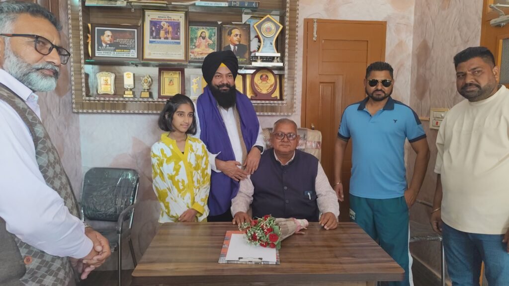 ਐੱਸਸੀ ਕਮਿਸ਼ਨ ਸੰਵਿਧਾਨਕ ਹੱਕਾਂ ਦੀ ਰੱਖਿਆ ਅਤੇ ਪੀੜਤ ਵਰਗਾਂ ਨੂੰ ਨਿਆਂ ਦੇਣ ਲਈ ਵਚਨਬੱਧ - ਚੇਅਰਮੈਨ ਜਸਵੀਰ ਸਿੰਘ ਗੜ੍ਹੀ