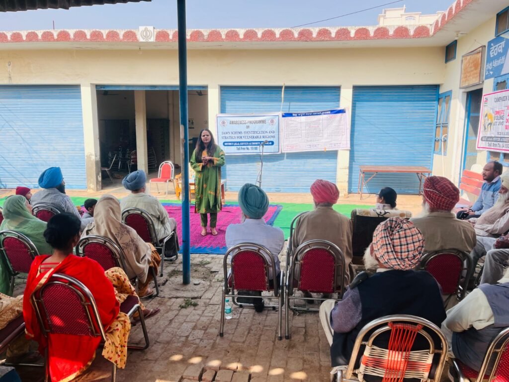 ਜ਼ਿਲ੍ਹਾ ਕਾਨੂੰਨੀ ਸੇਵਾਵਾਂ ਅਥਾਰਟੀ ਰੂਪਨਗਰ ਵੱਲੋਂ ਪਿੰਡ ਢੋਲਣ ਮਾਜਰਾ ਵਿਖੇ ਨਸ਼ਿਆਂ ਖ਼ਿਲਾਫ਼ ਕਰਵਾਇਆ ਨੁੱਕੜ ਨਾਟਕ