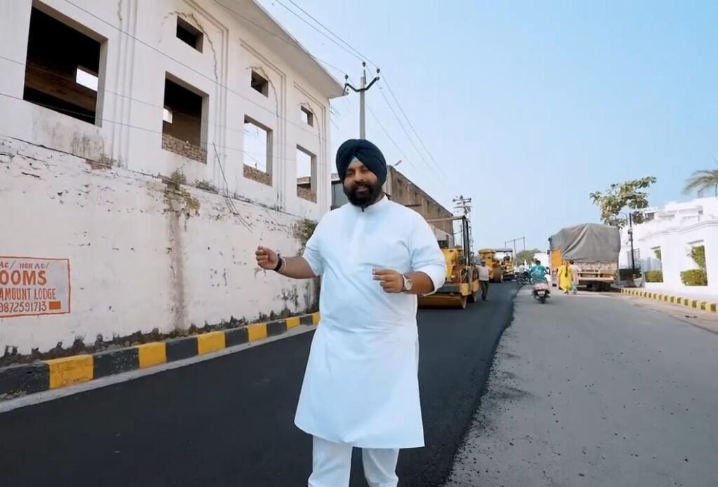 ਕੈਬਨਿਟ ਮੰਤਰੀ ਹਰਜੋਤ ਸਿੰਘ ਬੈਂਸ ਨੇ ਚੱਲ ਰਹੇ ਕਾਰਜਾਂ ਦਾ ਲਿਆ ਜਾਇਜ਼ਾ