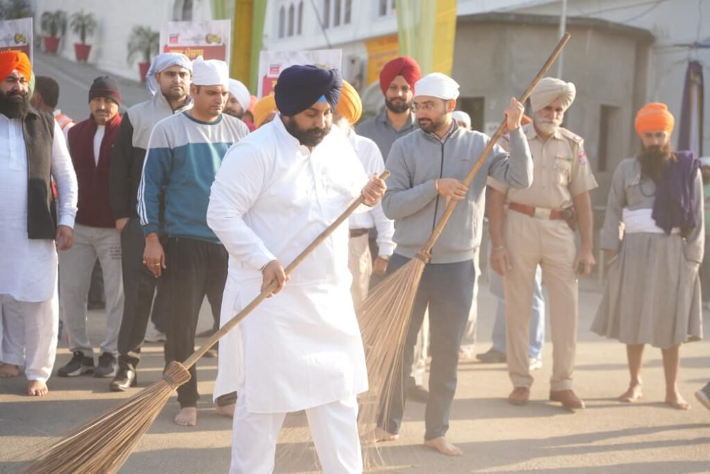 We will continue the cleanliness drive by becoming the servants of Guru Nagri – Harjot Singh Bains
