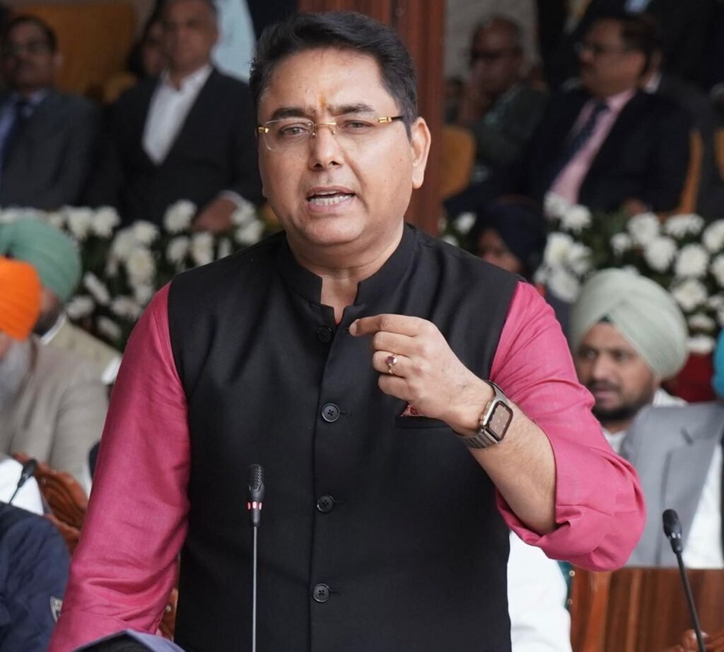 AMAN ARORA HAILS GURU TEGH BAHADUR JI'S SUPREME SACRIFICE AS A UNIFYING FORCE FOR NATION