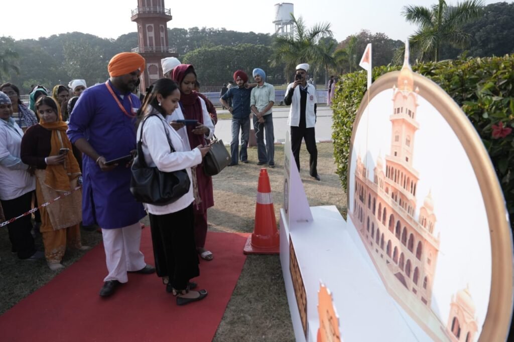 350th Martyrdom Centenary: The great martyrdom of Sri Guru Tegh Bahadur Ji through ultra-modern 360 degree projection tribute to heritage
