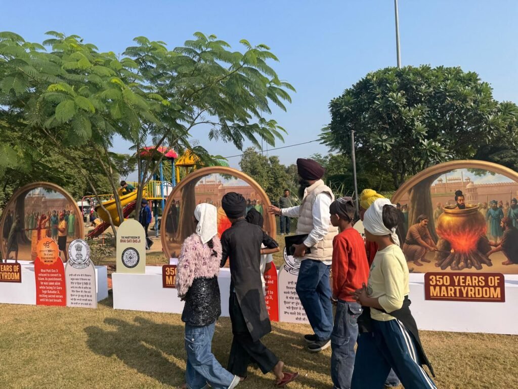 350th Martyrdom Centenary: The great martyrdom of Sri Guru Tegh Bahadur Ji through ultra-modern 360 degree projection tribute to heritage