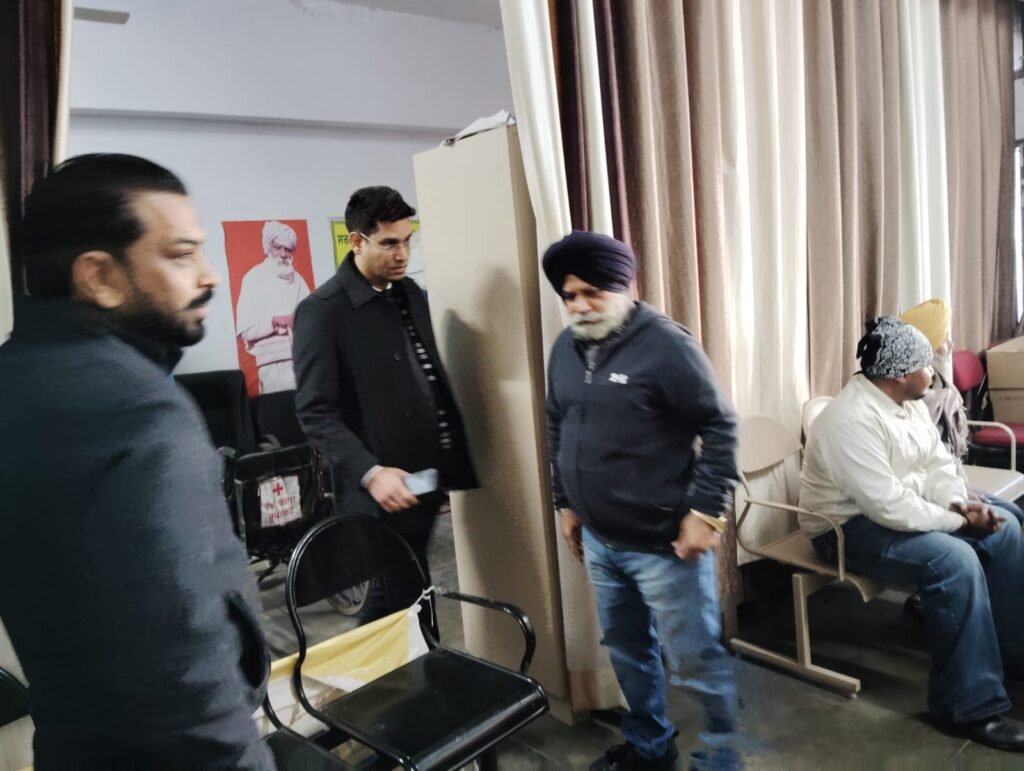 Deputy Commissioner Rupnagar checked various offices, karan mehta