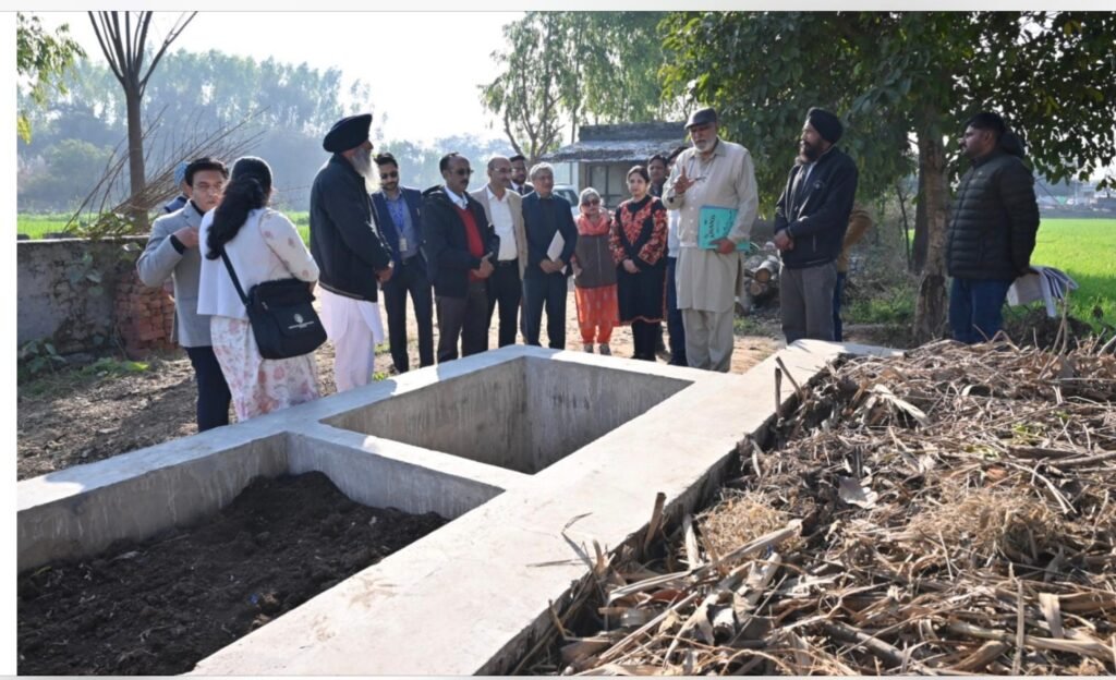 Deputy Managing Director NABARD Reviews NADEP Pit, Farm Pond and Other Watershed Structures