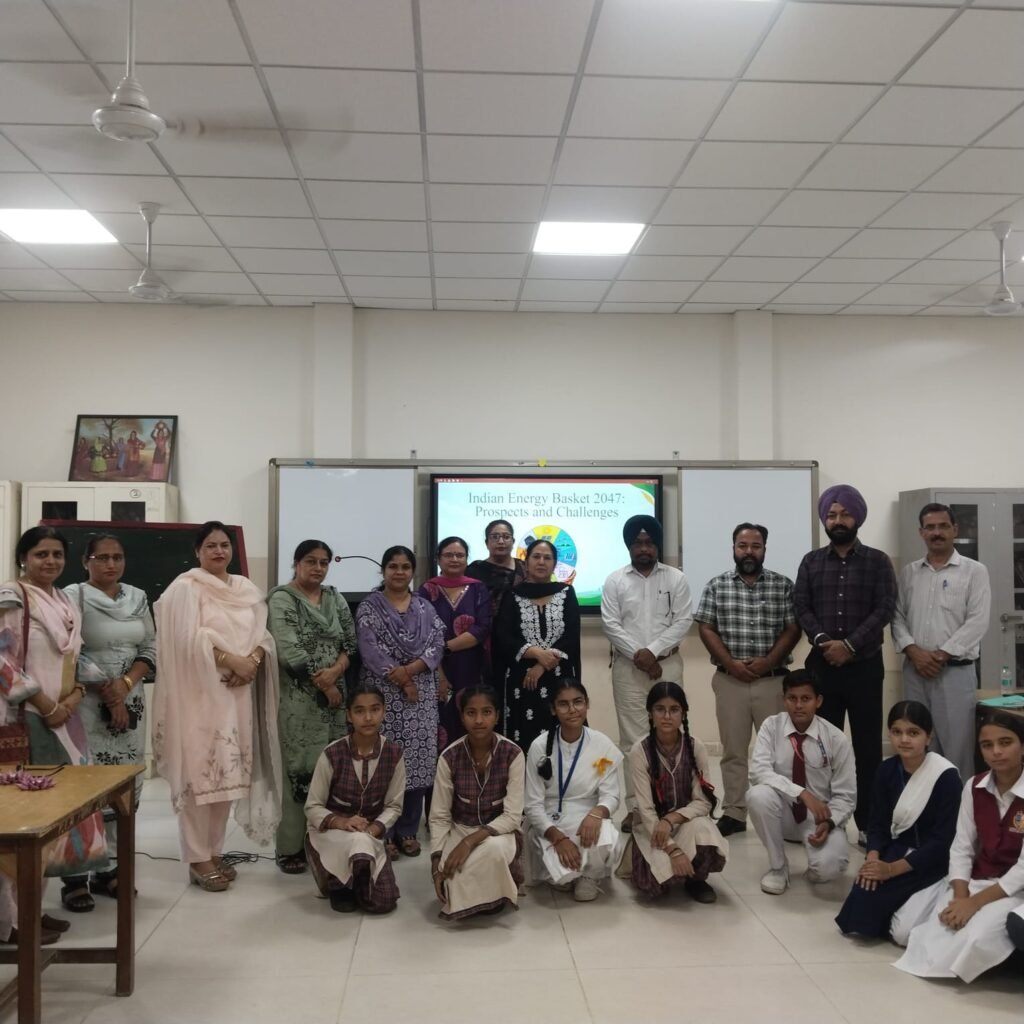 Block-Level Science Seminar Results Announced in Rupnagar; 20 Students Qualify for District-Level Competition on October 6
