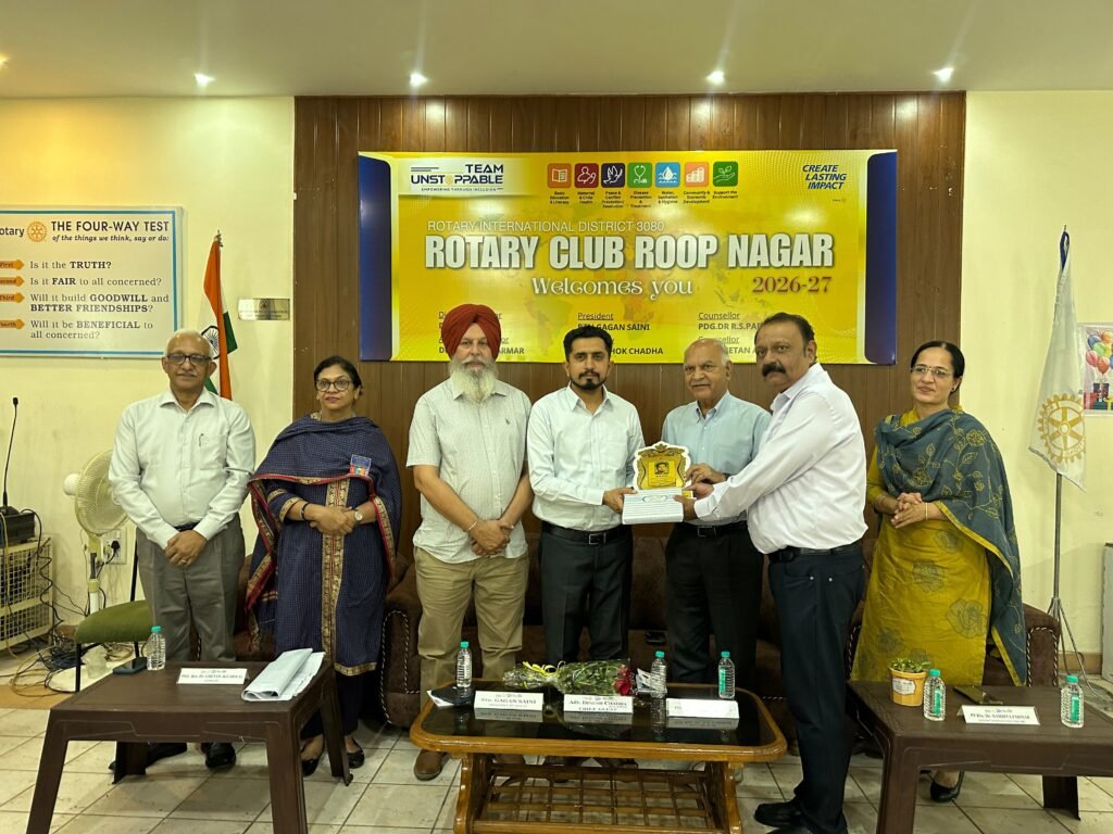 Rotary Club Rupnagar distributes bicycles to students